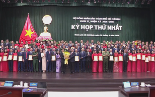 TP. Hồ Chí Minh khai mạc Kỳ họp thứ nhất Hội đồng Nhân dân khóa XI, kiện toàn bộ máy lãnh đạo
