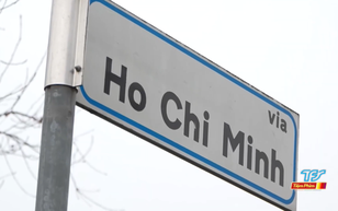Phần 3 "Hồ Chí Minh - Con đường phía trước": Via Ho Chi Minh