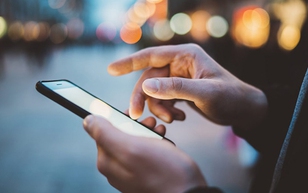 Roaming tưng bừng – mừng đại lễ: Viettel áp dụng ưu đãi lớn chưa từng có