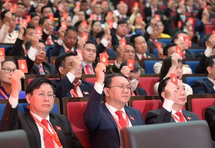 Nhiều ý kiến tâm huyết, trách nhiệm đóng góp hoàn thiện Dự thảo Văn kiện trình Đại hội XIV
