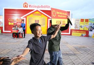 Mái ấm gia đình Việt - Tập 46: Hồ Phi Nal, Chế Nguyễn Quỳnh Châu