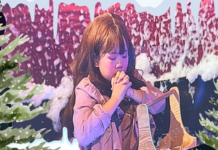 Hô biến: Helen Vũ hóa thân thành "Cô bé bán diêm" đầy cảm xúc