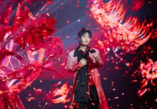 Ryn Lee từ rụt rè đến chạm cảm xúc khán giả tại Anh trai "Say hi" 2025