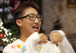 Năm Chà, Lâm Nguyễn thưởng thức ẩm thực chuẩn xứ sở Bạch Dương