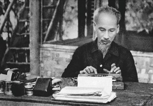 Chủ tịch Hồ Chí Minh - Người sáng lập và định hướng, định hình báo chí cách mạng Việt Nam