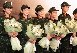 Viettel khơi dậy tự hào dân tộc qua "Sao Nhập Ngũ Concert"