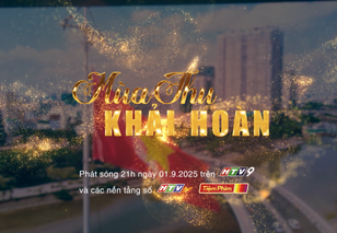 Khán giả và nhân vật cùng nghẹn ngào trong buổi công chiếu phim tài liệu "Mùa Thu khải hoàn" do TFS sản xuất