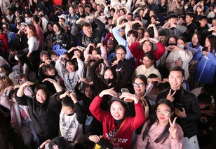 "Mái ấm gia đình Việt" trao hơn 2,5 tỉ đồng cho 18 hoàn cảnh khó khăn tại Hải Phòng