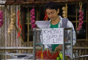 Lẹ không trễ tàu: Không được quay cờ-líp