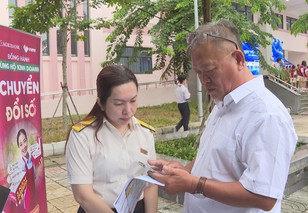 Ngày Chuyển đổi số quốc gia 2026: Đưa tiện ích số đến gần người dân