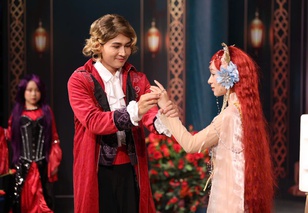 Hô biến “Nàng Tiên Cá”: Khi yêu thương bắt đầu từ việc được là chính mình