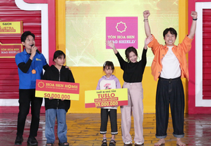 "Mái ấm gia đình Việt" tập 4 trao hơn 500 triệu đồng cho các em nhỏ mồ côi