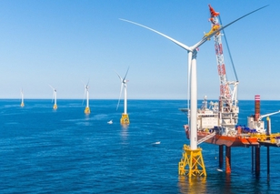 Khai thác 'mỏ vàng' gió, nắng để thúc đẩy chuyển dịch năng lượng