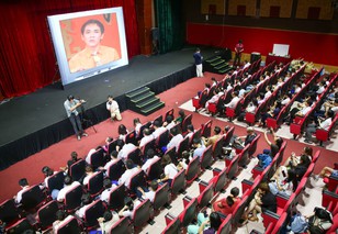 HTV mang thế giới cổ tích đến gần hơn với trẻ em khiếm thị