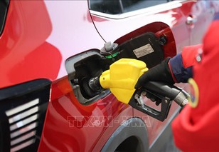 Giá dầu thế giới giảm xuống mức thấp nhất trong 7 tuần
