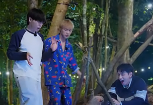Đức Phúc và Isaac bất ổn chỉ vì nồi canh lá giang | "Say hi" rực rỡ - Tập 2