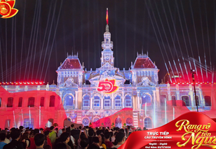 3D Mapping thắp sáng dấu mốc 50 năm Thành phố mang tên Bác