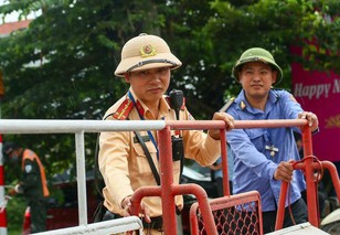 Tăng cường trực cảnh báo lối đi tự mở đường sắt dịp 2/9
