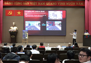 A, Bạn Đây Rồi!: Vibe Coding là gì?