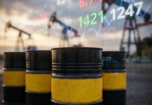 Giá xăng dầu hôm nay (3/9): Giá dầu thế giới tiếp tục tăng 1%