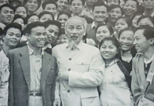 Tư tưởng Hồ Chí Minh về bồi dưỡng thanh niên