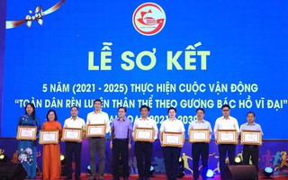TP. Hồ Chí Minh sơ kết Cuộc vận động "Toàn dân rèn luyện thân thể theo gương Bác Hồ vĩ đại"