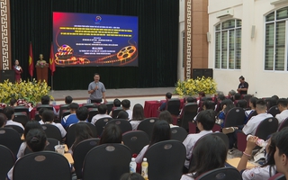 Kiến tạo điện ảnh trong trường học