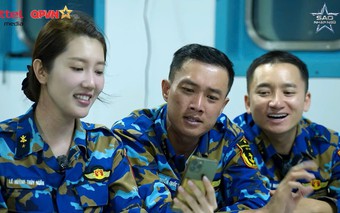 Dàn nghệ sĩ vượt say sóng, quây quần ca hát trên tàu ra Trường Sa | Sao Nhập Ngũ 2026