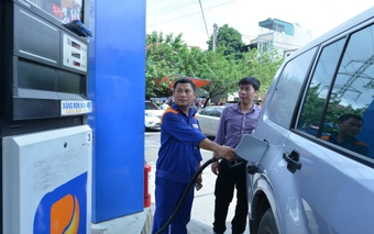 Bộ Công Thương yêu cầu doanh nghiệp đảm bảo nguồn cung xăng dầu