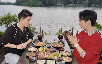 Quán ăn hạnh phúc "đột nhập" nhà hàng của Ngọc Trinh