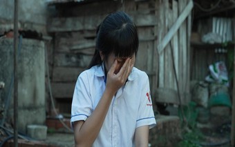 Mái ấm gia đình Việt: Ngọc Diễm theo mẹ làm thuê nuôi cha bệnh nặng