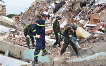 Việt Nam hỗ trợ Venezuela do động đất: Điện thoại không còn tín hiệu và khúc vĩ thanh dưới đống đổ nát