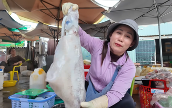 Chợ cá Long Hải: Tươi rói và giá bình dân