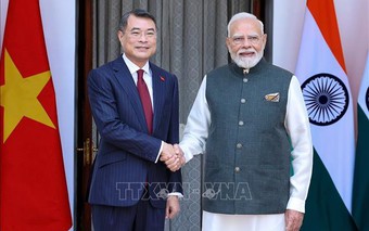 Thủ tướng Lê Minh Hưng hội đàm với Thủ tướng Ấn Độ Narendra Modi
