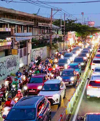 TP. Hồ Chí Minh mở rộng đường Nguyễn Tất Thành để giảm kẹt xe và phát triển không gian văn hóa