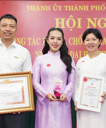 Đài Phát thanh và Truyền hình TP.HCM (HTV) đoạt giải nhất Giải báo chí viết về công tác phòng, chống tham nhũng, lãng phí, tiêu cực TP. Hồ Chí Minh