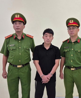 Khởi tố, bắt tạm giam đối tượng quản trị tài khoản TikTok “Dù Bầu Trời” về hành vi lợi dụng các quyền tự do dân chủ