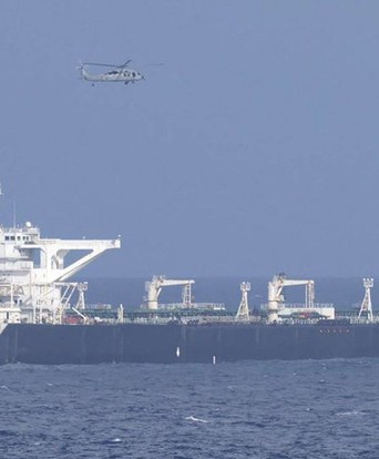 Tuần duyên Mỹ "truy đuổi" tàu dầu thứ ba ngoài khơi Venezuela