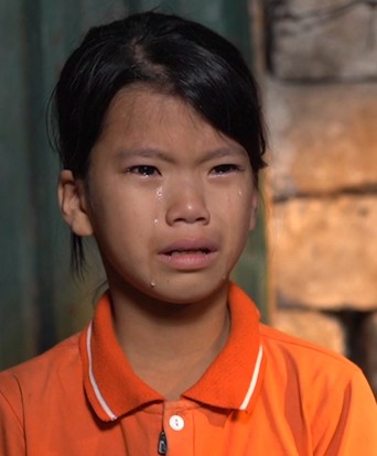 Quỳnh Anh chênh vênh khi cha mẹ bệnh tật, chị nghỉ học, cả nhà sống nhờ ông bà