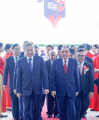 Tổng Bí thư Tô Lâm dự lễ kỷ niệm 100 năm Ngày Báo chí cách mạng Việt Nam