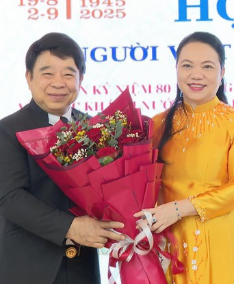 TP.HCM tổ chức họp mặt người Việt Nam ở nước ngoài