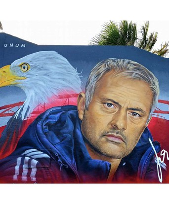 Tranh tường tôn vinh Jose Mourinho tại Bồ Đào Nha