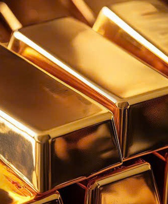 Thị trường ngày 30/9/2025: Giá vàng tăng cao kỷ lục, xăng giảm mạnh