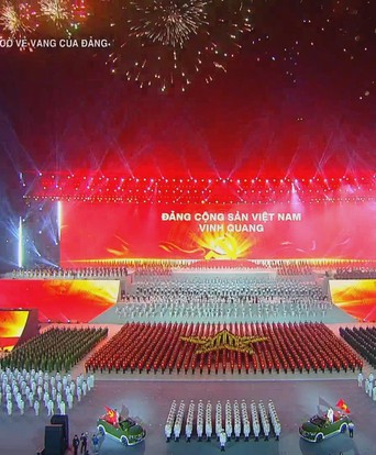 Chương trình nghệ thuật đặc biệt “Dưới lá cờ vẻ vang của Đảng” chào mừng thành công Đại hội đại biểu toàn quốc lần thứ XIV của Đảng