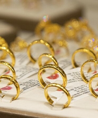 Thị trường ngày 7/1/2026: Giá vàng nhẫn vượt 158 triệu đồng/lượng, xăng dầu quay đầu giảm