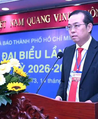 Tổng Giám đốc Cơ quan Báo và Phát thanh, Truyền hình TP. Hồ Chí Minh Lê Văn Minh làm Chủ tịch Hội Nhà báo TP. Hồ Chí Minh