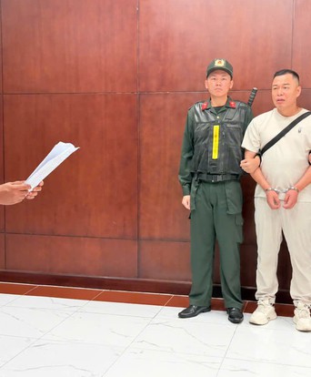 Bắt, khởi tố chồng cũ của Hằng Du Mục về tội "xâm phạm quyền sở hữu công nghiệp" sản phẩm táo đỏ