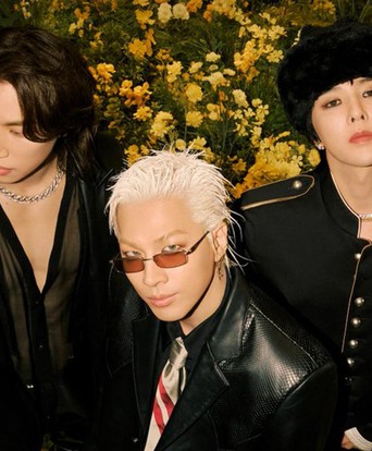 BIGBANG kết hợp cùng khủng long Dooly tại MAMA Awards 2026