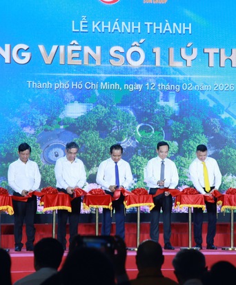 TP. Hồ Chí Minh khánh thành Công viên số 1 Lý Thái Tổ - hồi sinh 4,3ha đất trống giữa trung tâm Thành phố