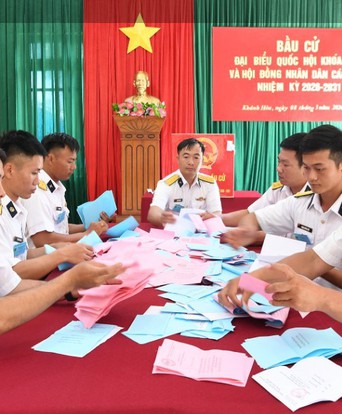 Cử tri cần biết: Hướng dẫn chi tiết cách ghi phiếu bầu cử